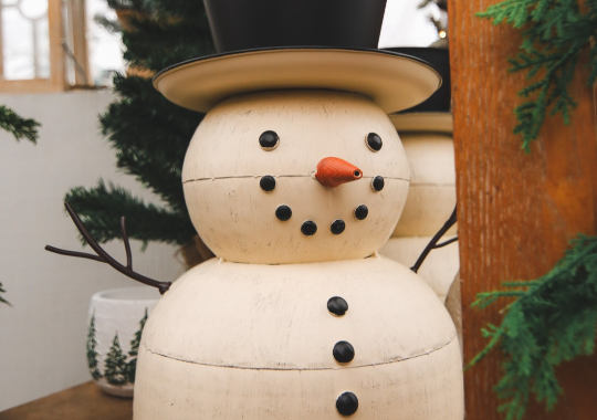 Metal snowman